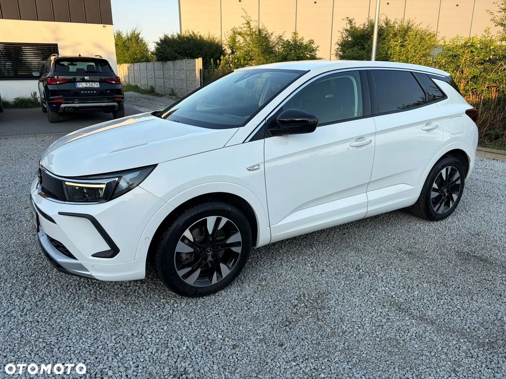 Opel Grandland 1.6 DI Automatik Business Elegance - 5