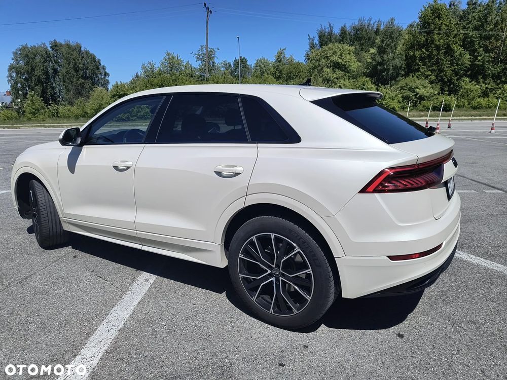 Audi Q8 - 13