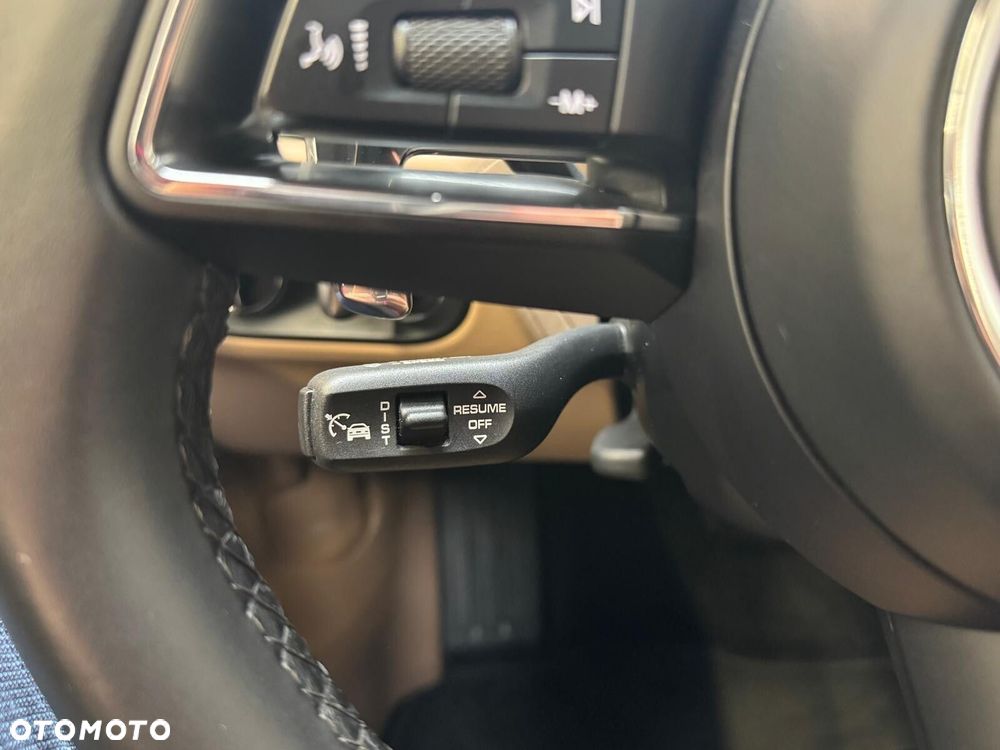 Porsche Macan Standard - 16