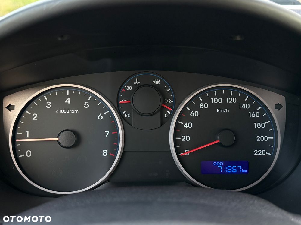 Hyundai i20 1.25 Wersja Jubileuszowa - 37