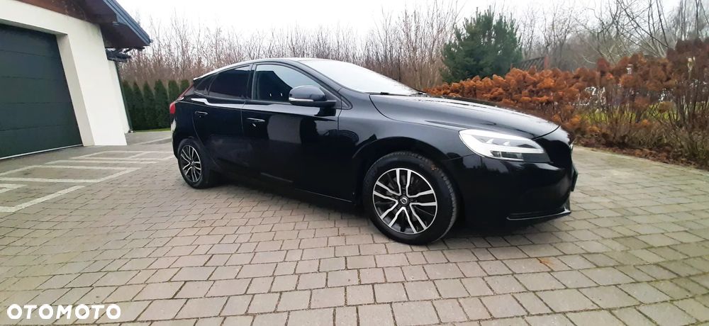 Volvo V40 D3 Drive-E SCR Momentum - 4