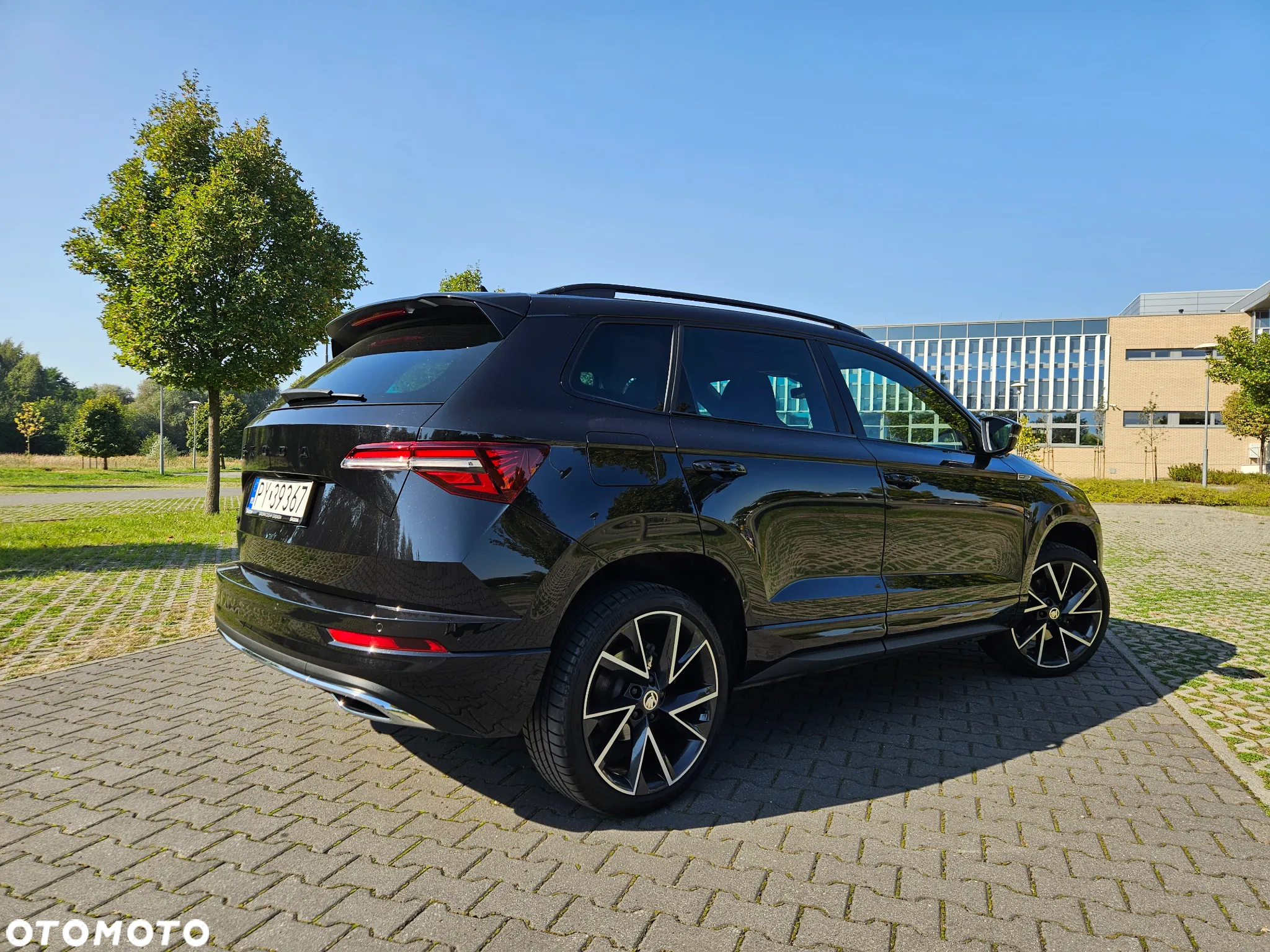 Skoda Karoq 1.5 TSI ACT 4x2 Sportline DSG - 2