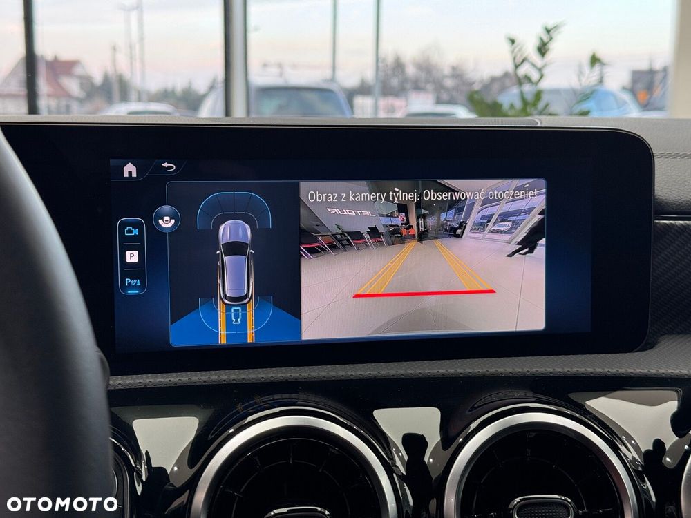 Mercedes-Benz CLA - 37