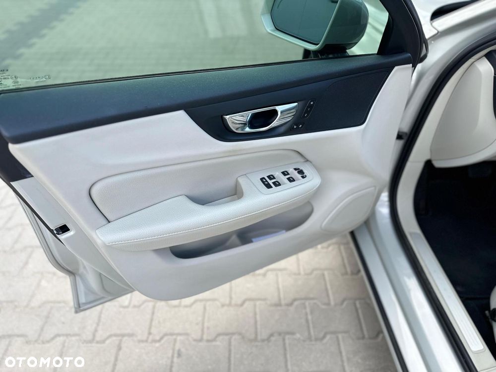 Volvo S60 T5 Inscription - 15