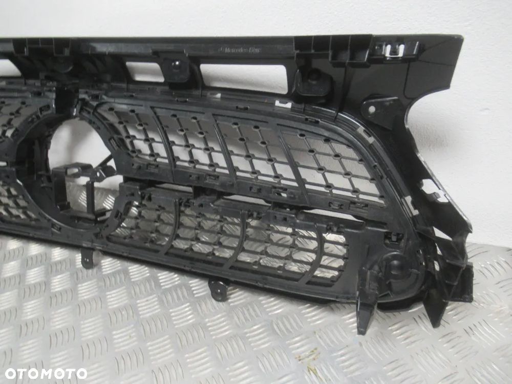 GRILL GRIL ATRAPA MERCEDES GLA II AMG W247 H247 2020- - 15