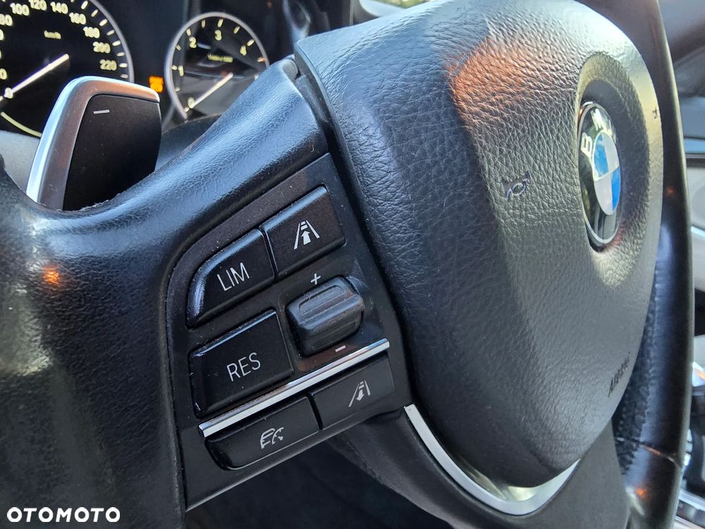 BMW Seria 5 530d xDrive Luxury Line - 22