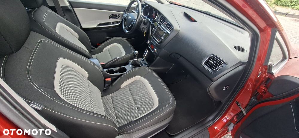 Kia Ceed 1.6 GDI L - 8