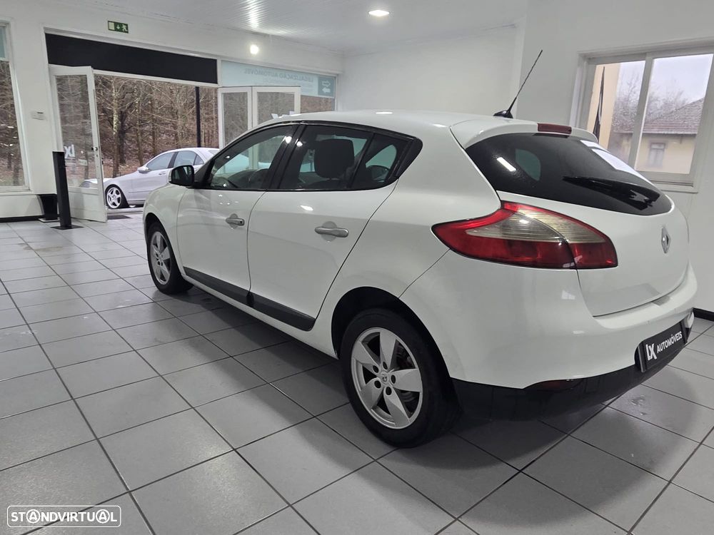 Renault Mégane 1.5 dCi Dynamique - 6