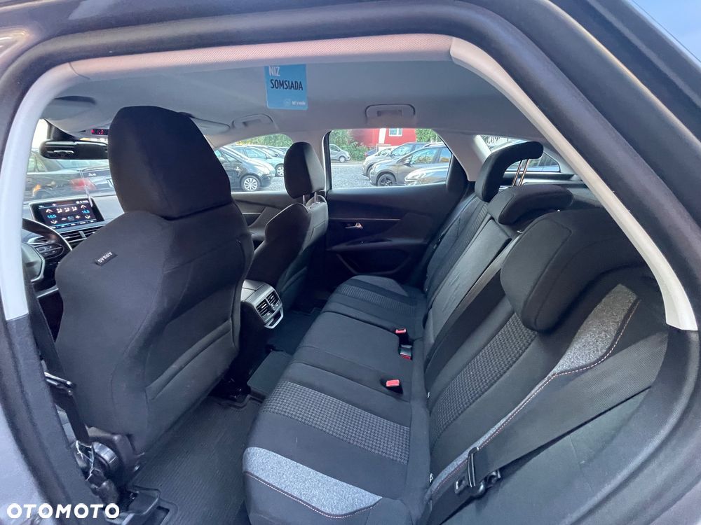 Peugeot 3008 - 17