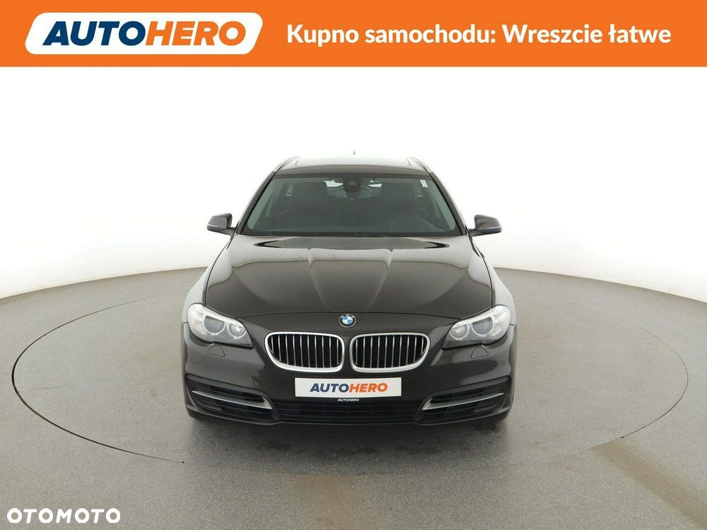BMW Seria 5 520d xDrive - 12