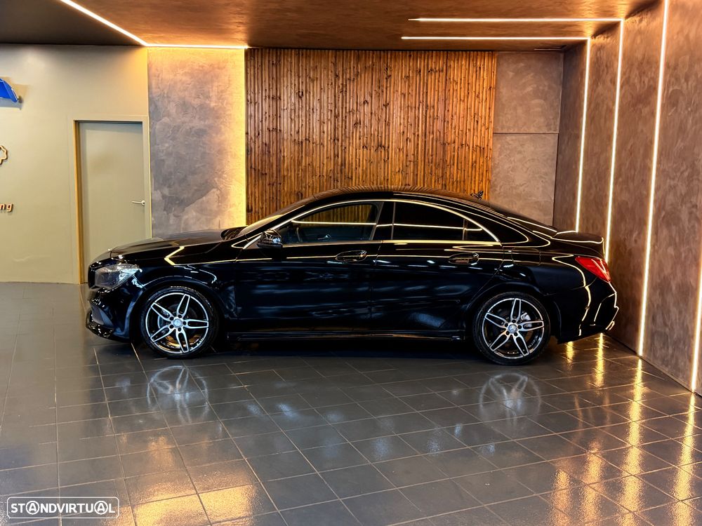 Mercedes-Benz CLA 180 d Shooting Brake AMG Line - 3
