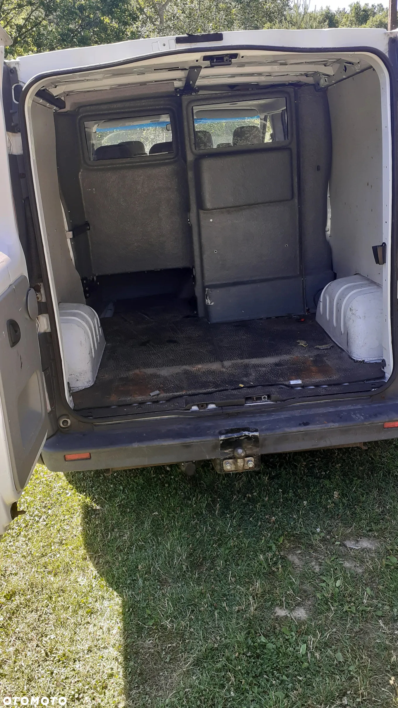 Renault trafic vivaro primastar 6 osob - 5