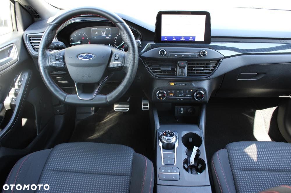 Ford Focus - 9