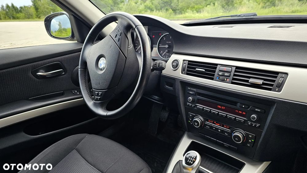 BMW Seria 3 320d Luxury Line - 20