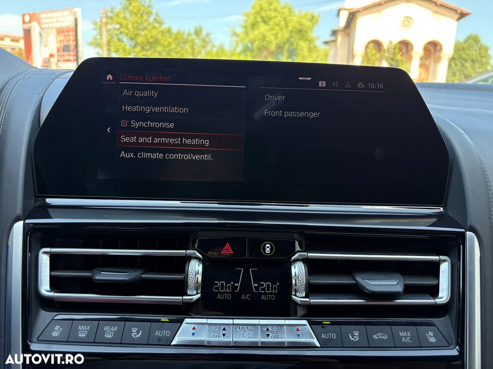 BMW M8 M850i xDrive - 30