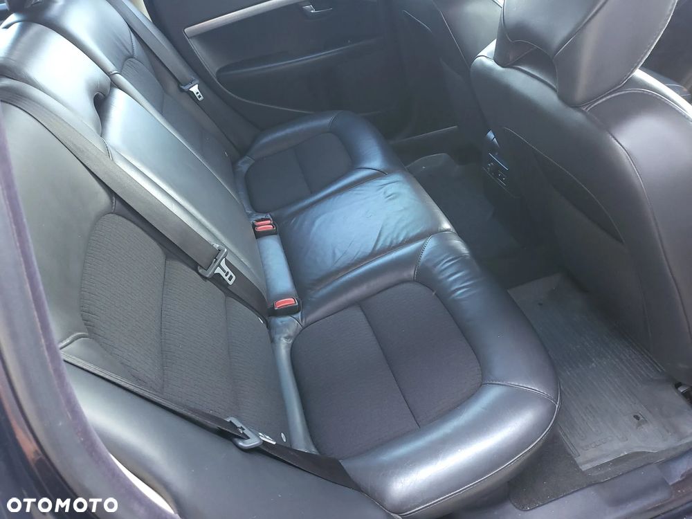 Volvo V70 2.5T Summum - 24