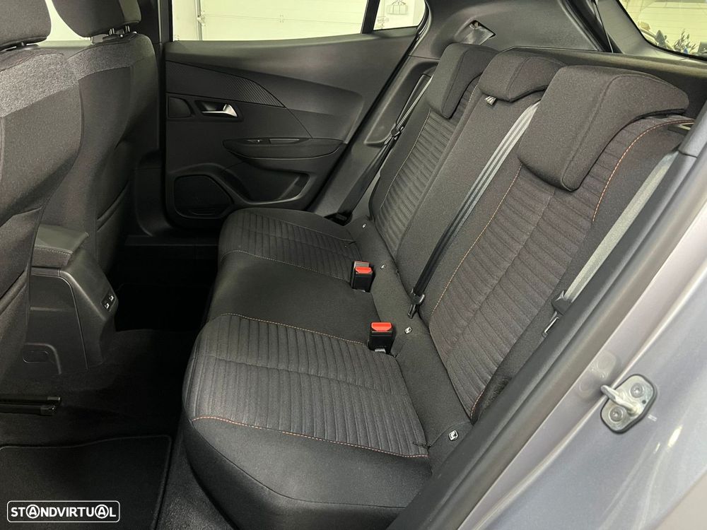 Peugeot e-2008 50 kWh Active Pack - 7