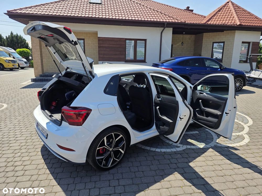 Volkswagen Polo - 10