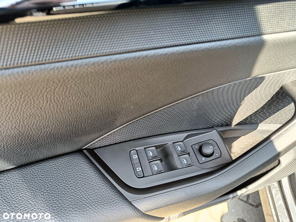 Skoda Octavia 1.5 TSI mHEV Drive Selection DSG - 19