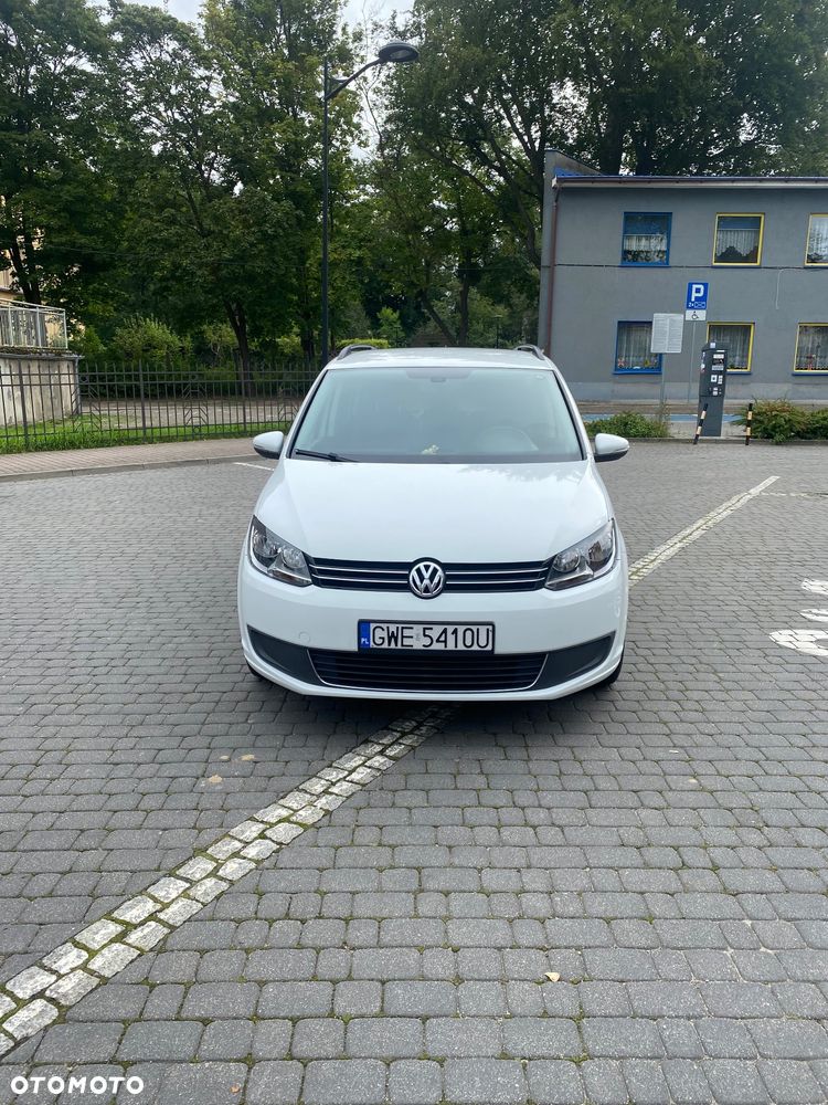 Volkswagen Touran - 1