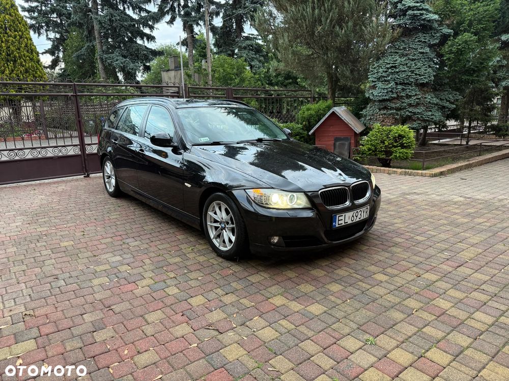 BMW Seria 3 320d DPF Efficient Dynamics Edition - 3