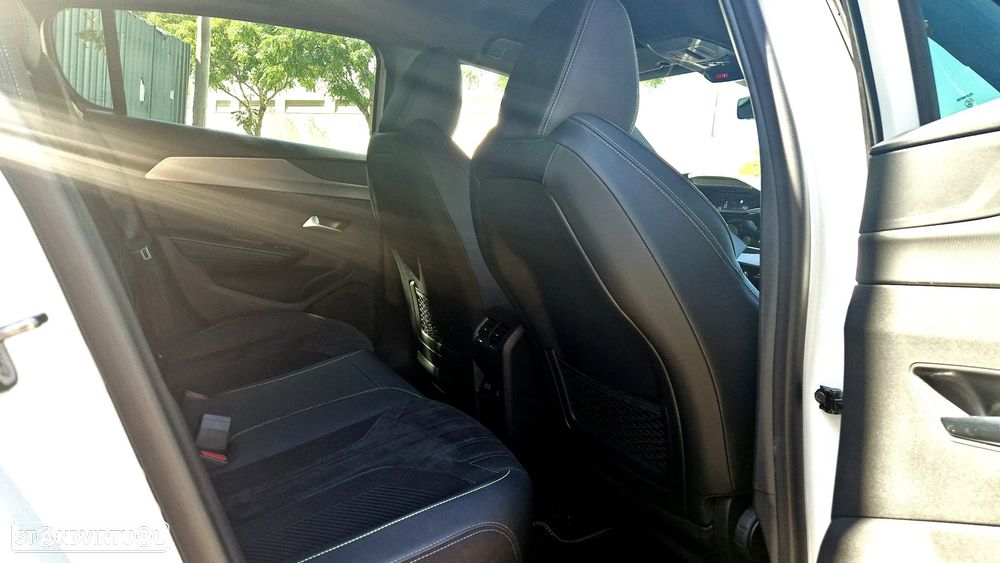 Peugeot 308 PureTech 130 EAT8 GT - 4