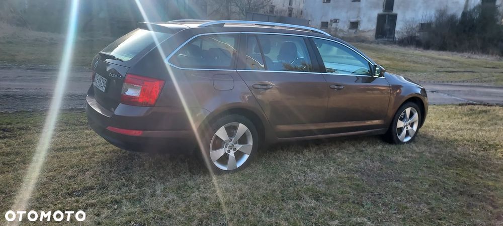 Skoda Octavia 2.0 TDI Style - 9