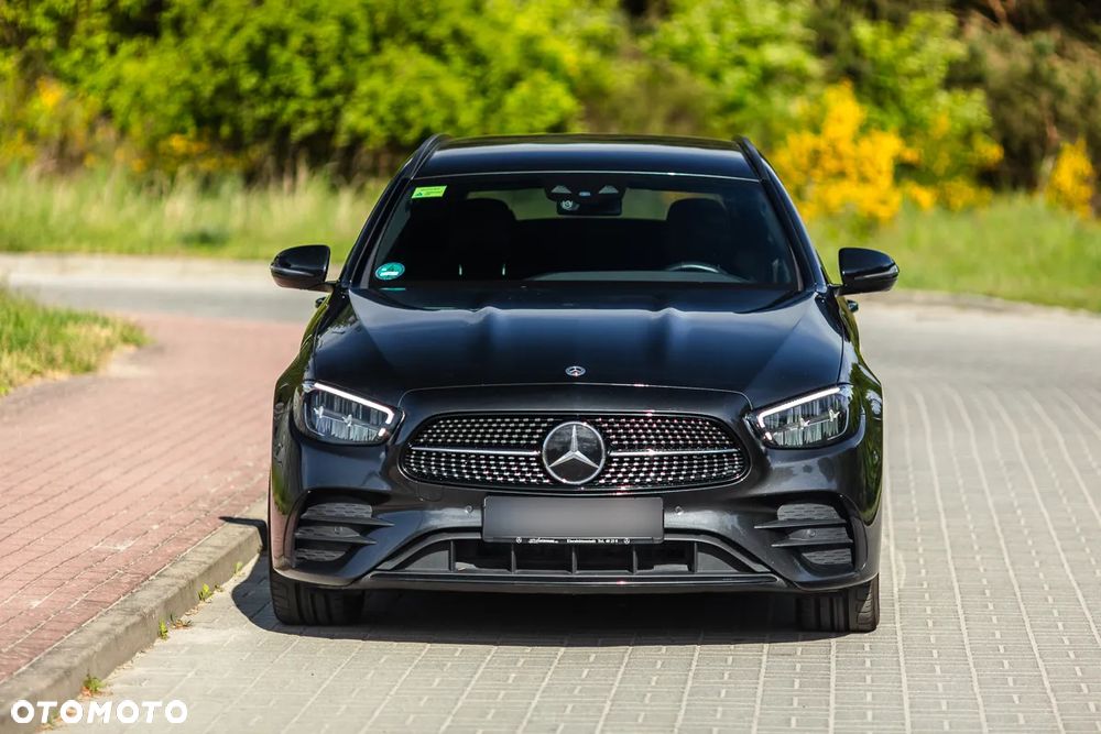 Mercedes-Benz Klasa E 300de 4Matic 9G-TRONIC - 2