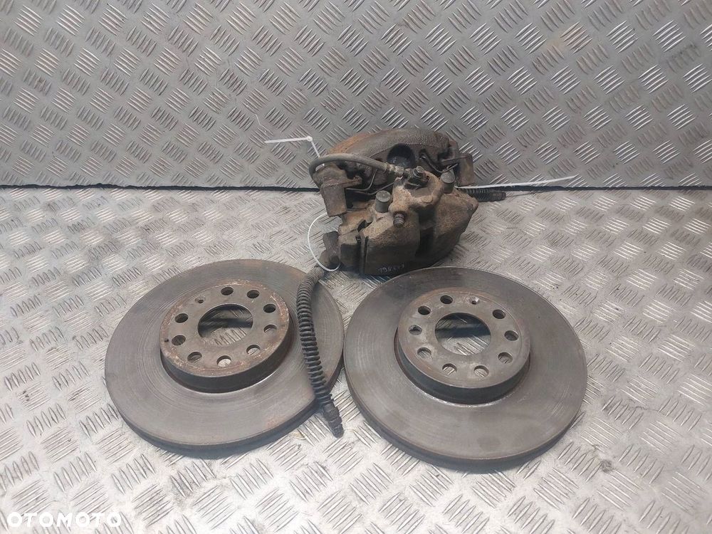 TARCZE HAMULCOWE PRZÓD + KLOCKI + ZACISKI AUDI A3 8P 1.6 8V - 1