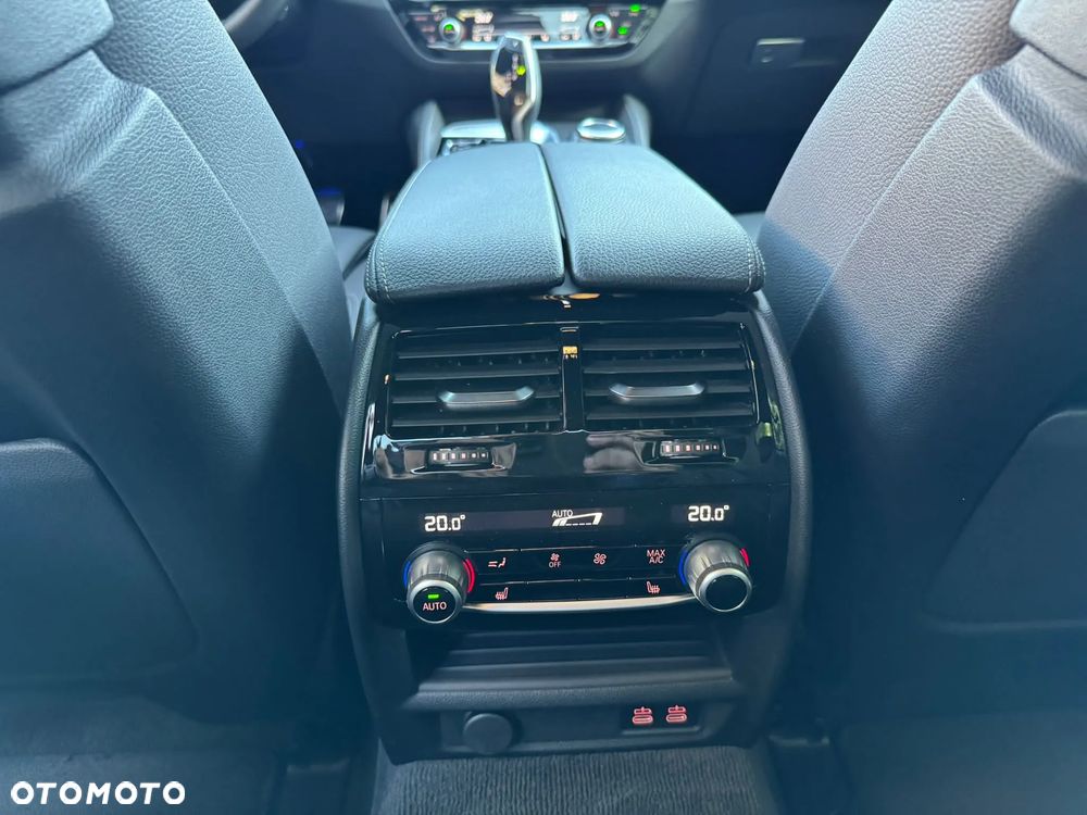 BMW Seria 5 530i mHEV M Sport sport - 27