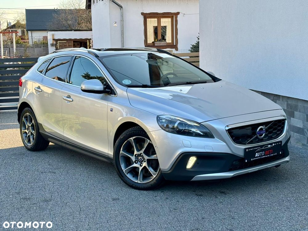 Volvo V40 D4 Drive-E Ocean Race - 5