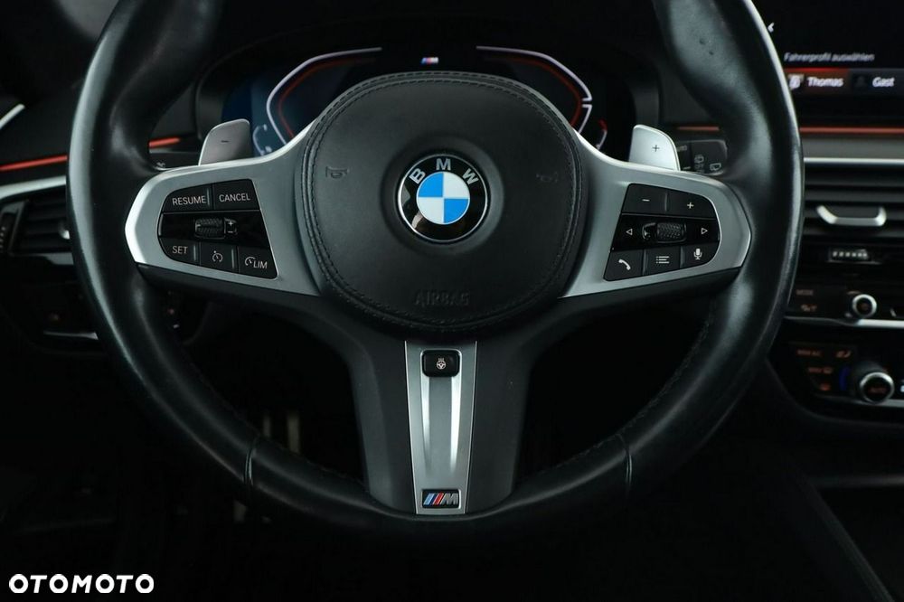 BMW Seria 5 530d xDrive mHEV M Sport sport - 22