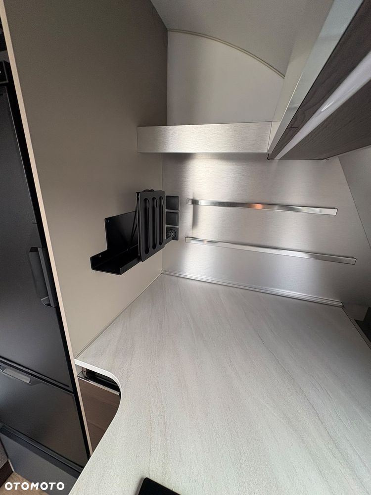 Adria ALPINA 663 HT - 17