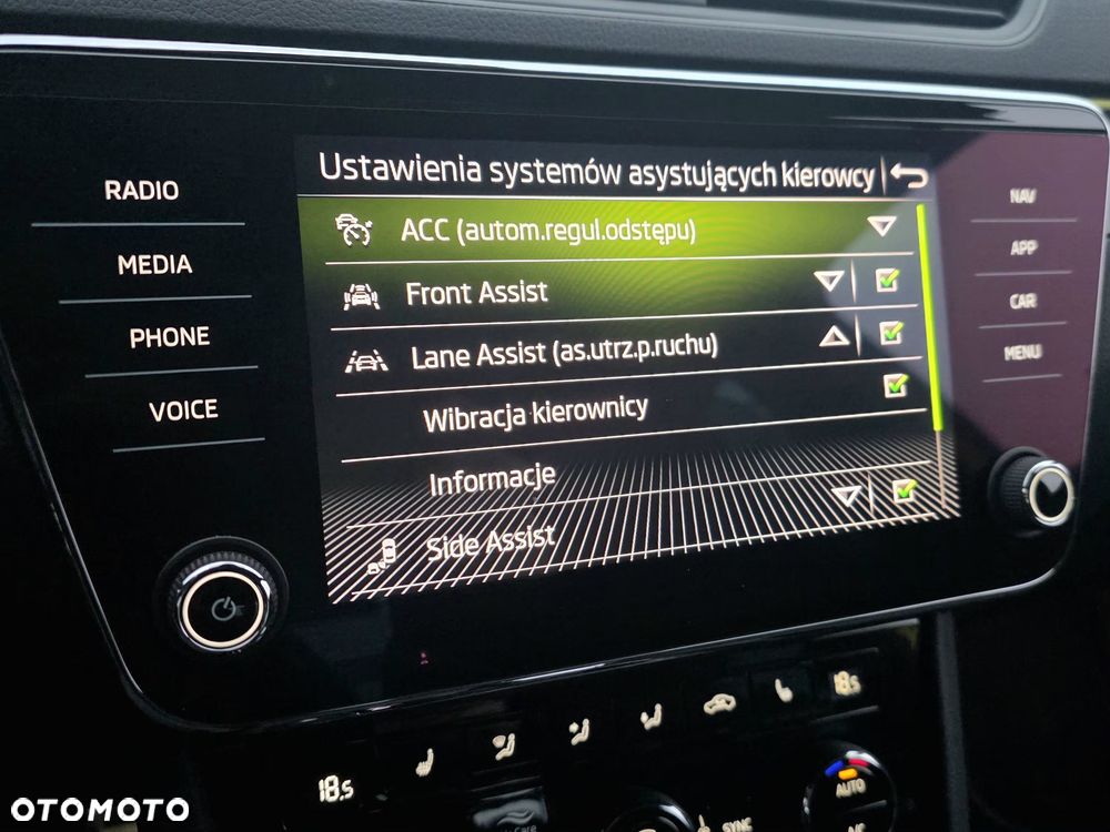 Skoda Superb 2.0 TSI Sportline DSG - 22