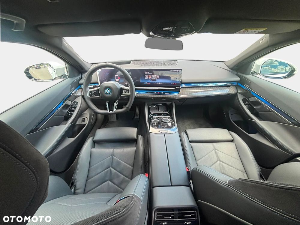 BMW Seria 5 - 14