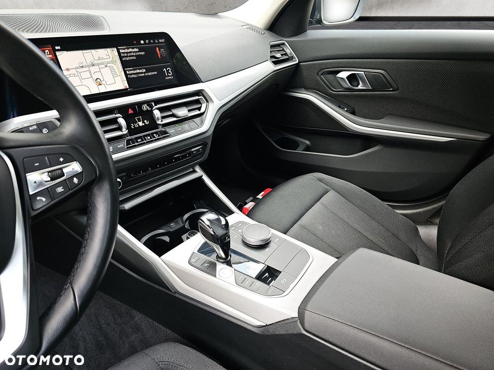 BMW Seria 3 - 18