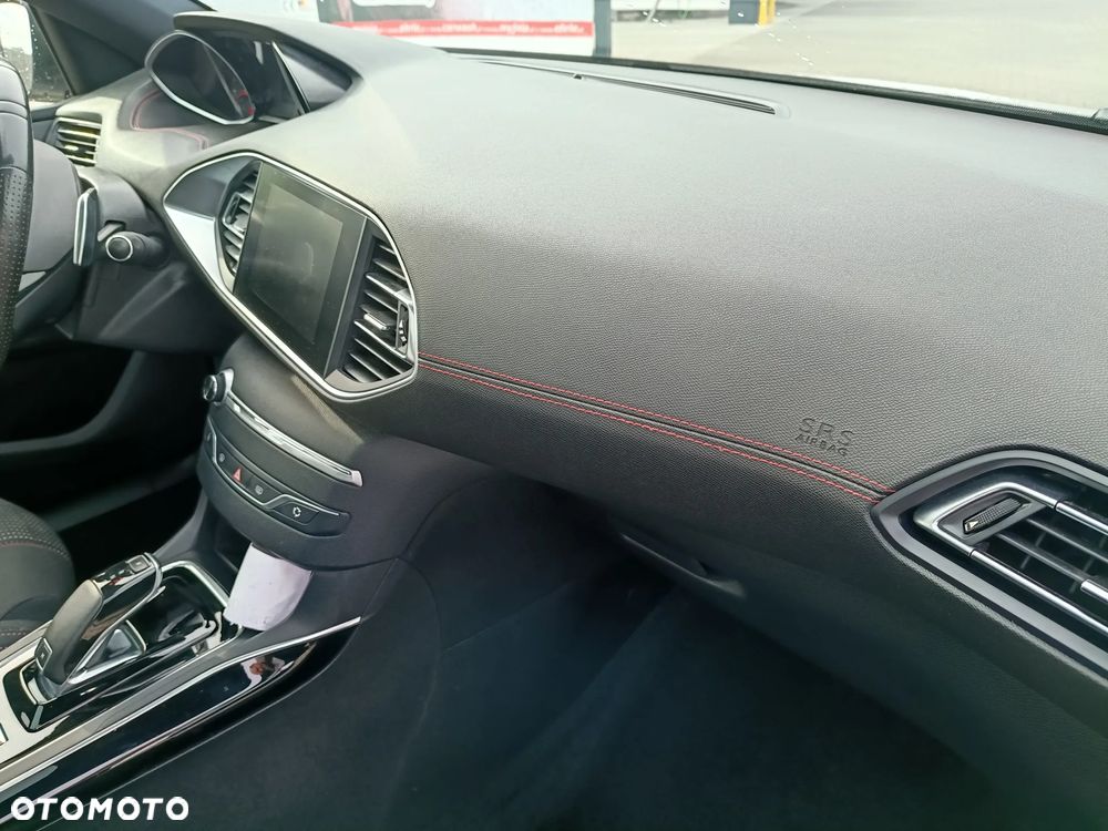 Peugeot 308 1.5 BlueHDi Active S&S EAT8 - 19