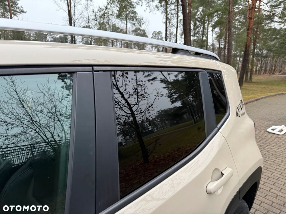 Jeep Renegade - 14