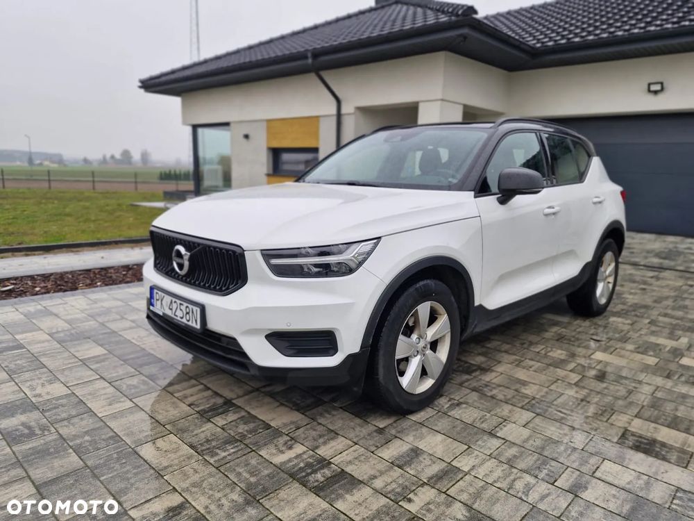 Volvo XC 40 D3 SCR Momentum - 9