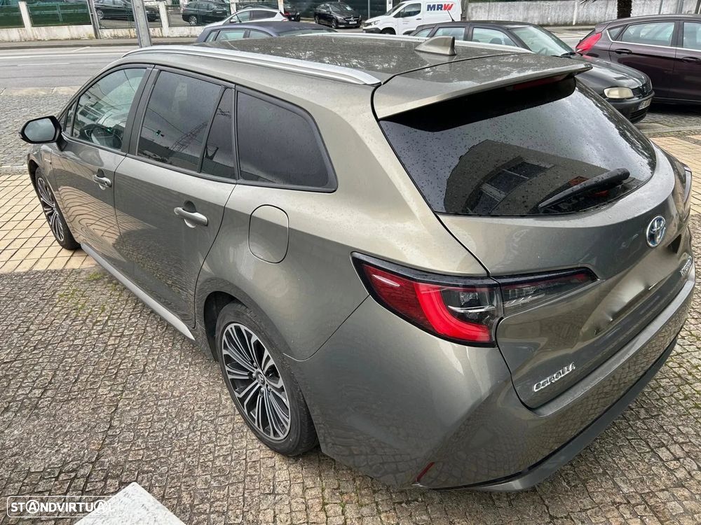 Toyota Corolla Touring Sports 1.8 Hybrid Comfort+P.Sport - 3