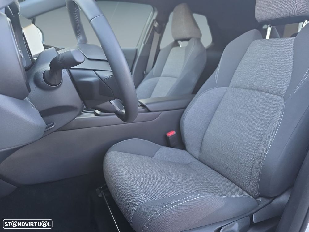 Toyota C-HR - 11
