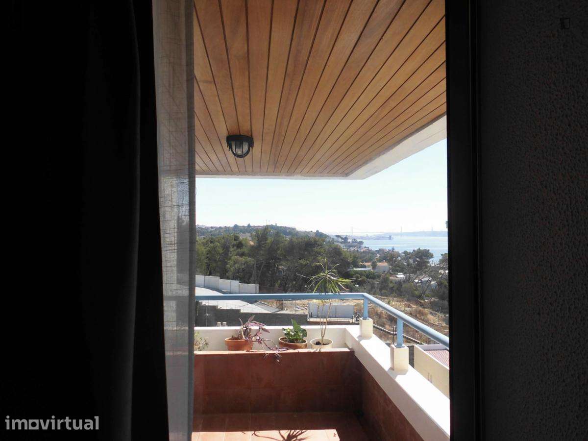 Quarto - localizado em Paço de Arcos Lisbon - Grande imagem: 5/19