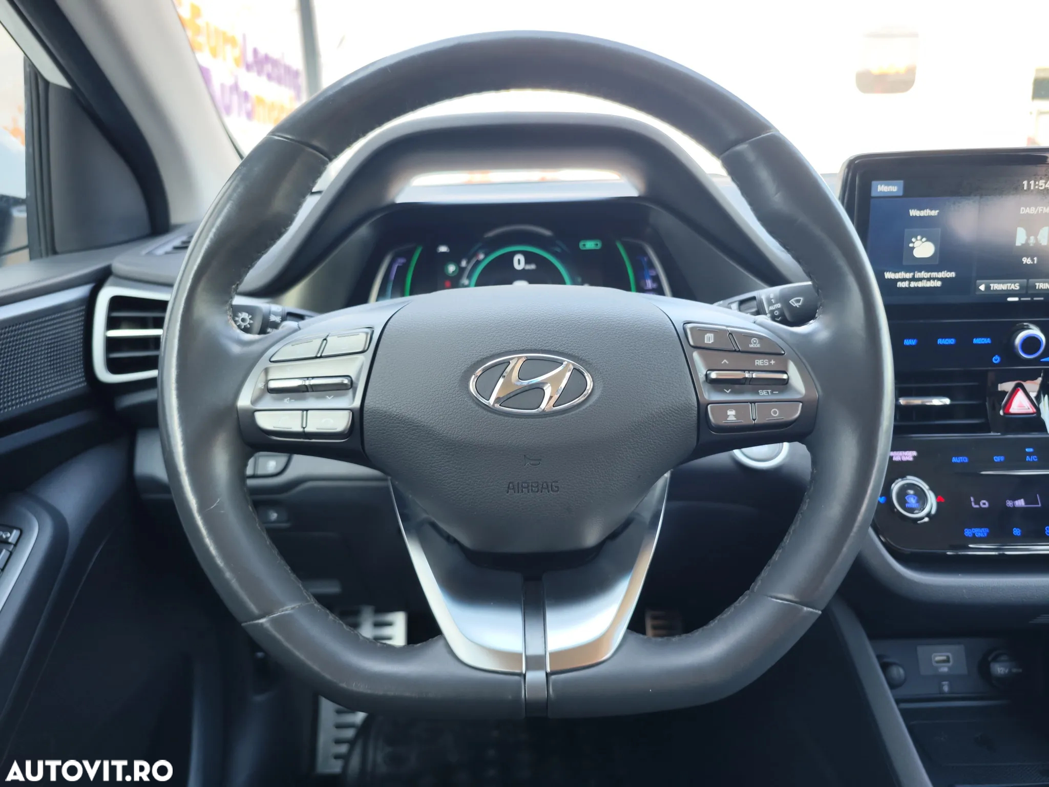 Hyundai IONIQ Plug-In 141CP Exclusive - 28