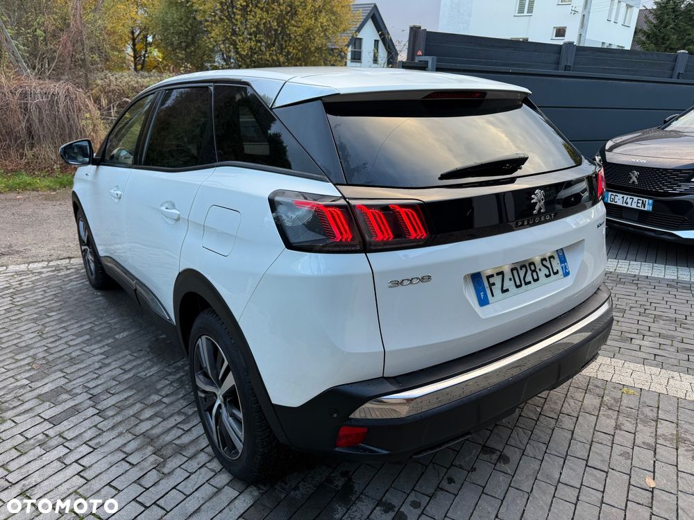 Peugeot 3008 225 e-EAT8 Allure - 6