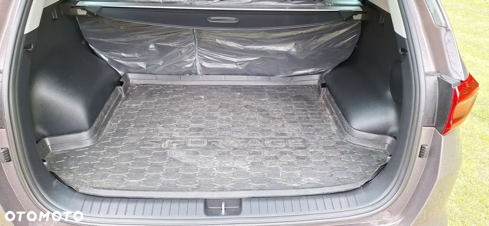 Kia Sportage 1.6 GDI L 2WD - 6