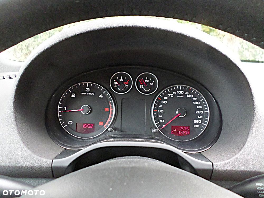 Audi A3 Sportback 2.0 TDI DPF S line Sportpaket - 17