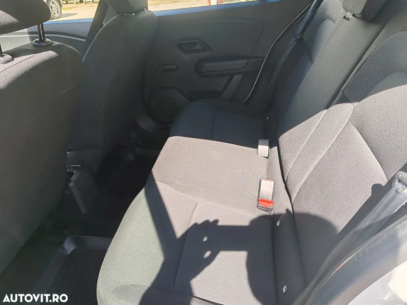 Dacia Logan ECO-G 100 MT6 Expression - 8