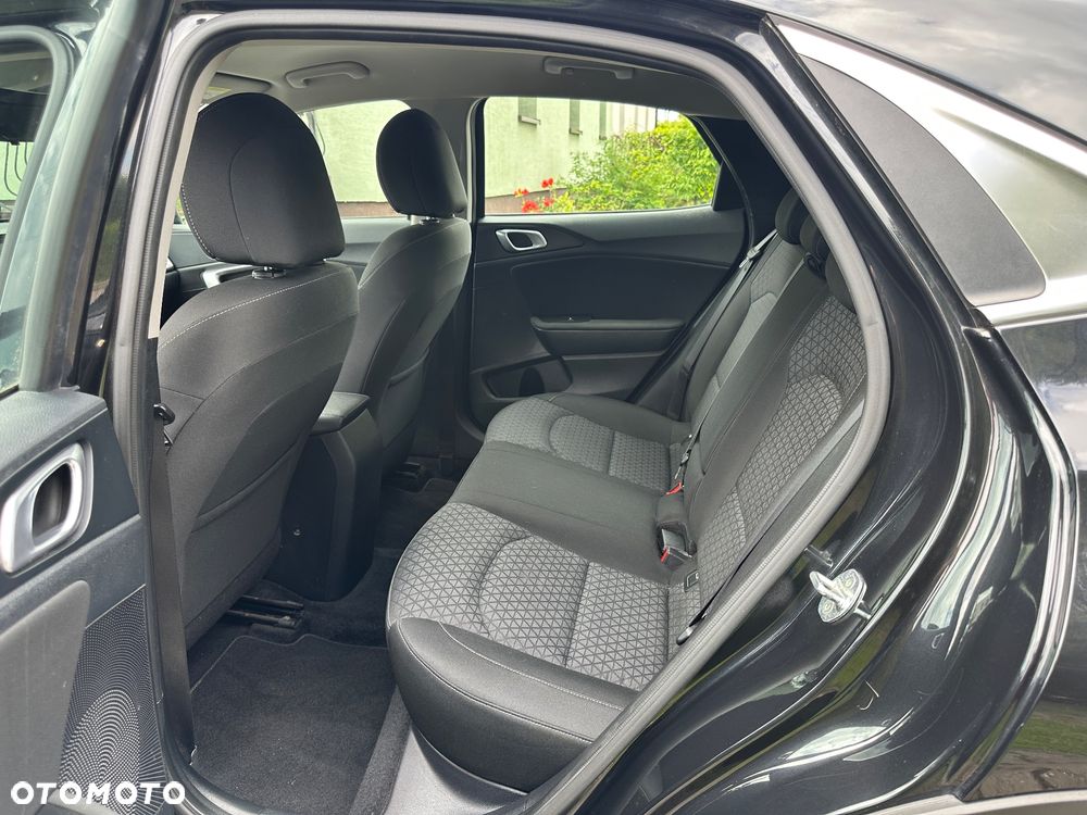 Kia XCeed 1.5 T-GDI OPF BLACK XDITION - 16