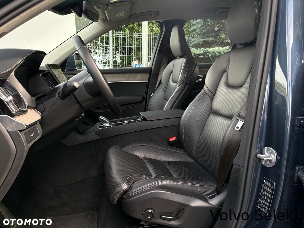 Volvo XC 90 - 12