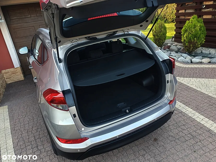 Hyundai Tucson 1.6 GDi 2WD Select - 32